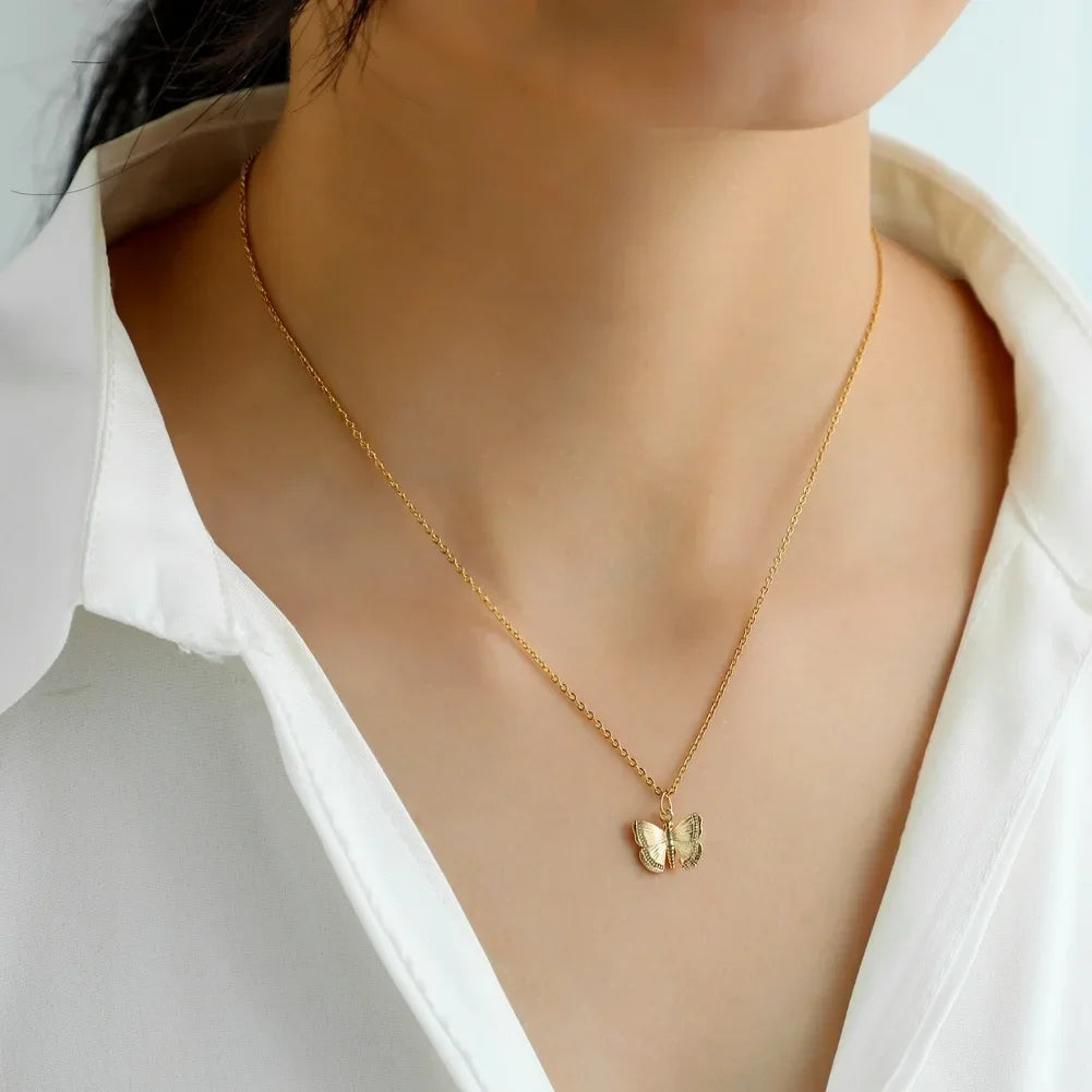 Couple Heart Lock & Key Puzzle Necklace Set – “I Love You” Matching Pendant Gift